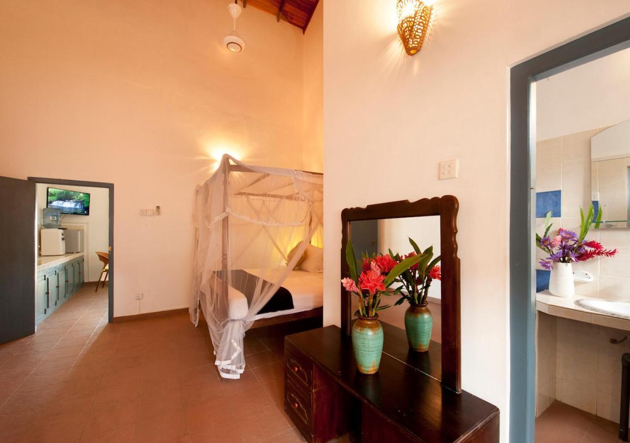 Isle Of Thalpe Bed and Breakfast Unawatuna Εξωτερικό φωτογραφία